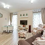 公寓 Few Steps From The Center - New And Modern For 4 Persons *