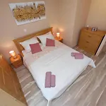 Few Steps From The Center - New And Modern For 4 Persons 扎达尔