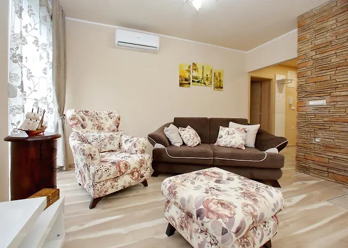 Lejlighed Few Steps From The Center - New And Modern For 4 Persons *