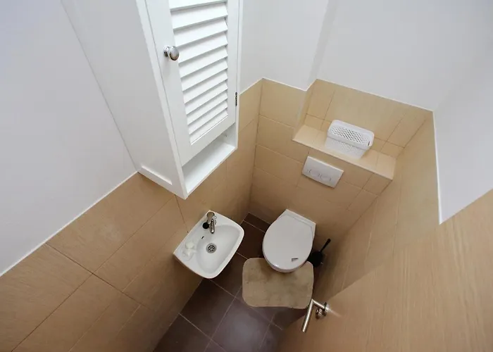 Few Steps From The Center - New And Modern For 4 Persons Lejlighed