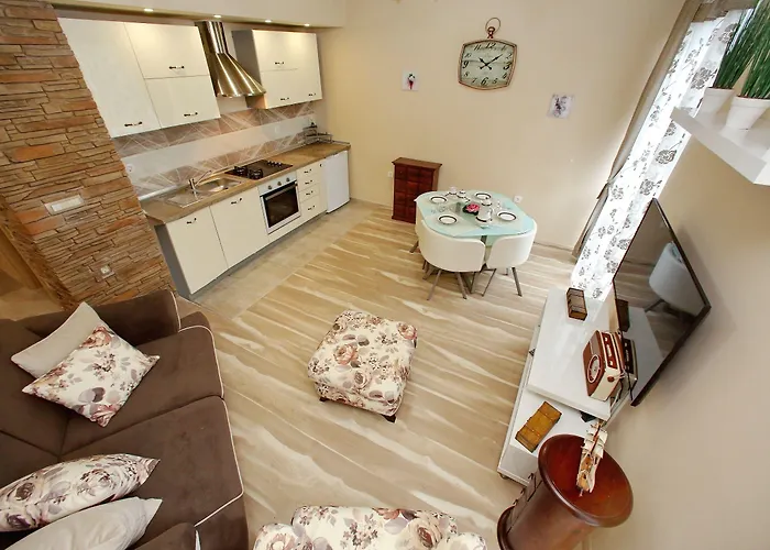 Apartment Few Steps From The Center - New And Modern For 4 Persons