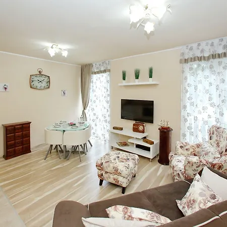 Lejlighed Few Steps From The Center - New And Modern For 4 Persons Zadar